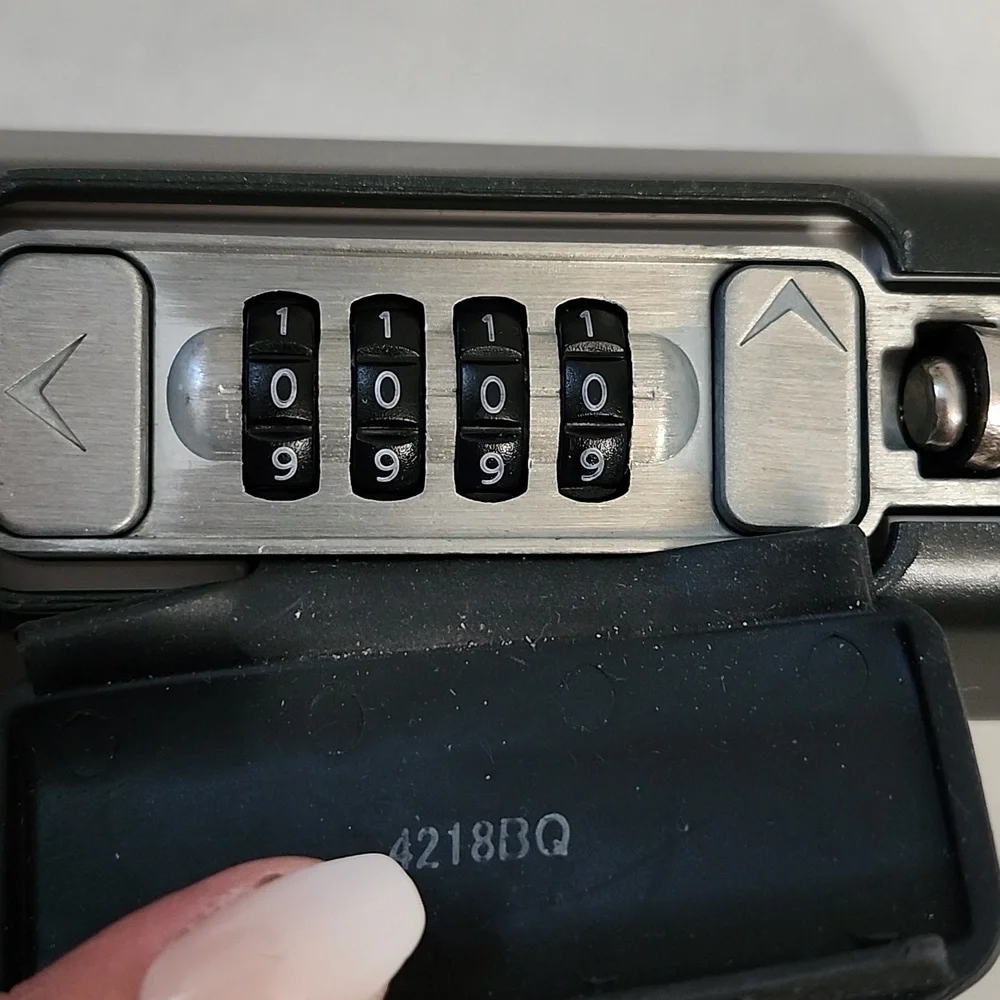 Master Lock Mini Travel Safe With Steel Locking Cable